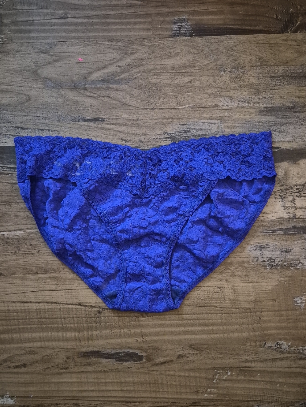 NWOT Hanky Panky Signatute Lace Panties. Small. Electric Purple.